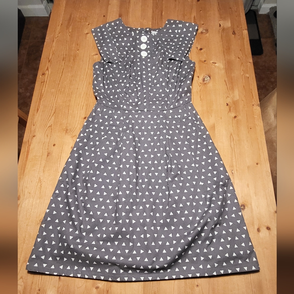 In EUC, retails for $296. Size 4